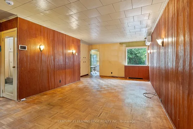 Additional image 14 of 102 Kalmar Ave