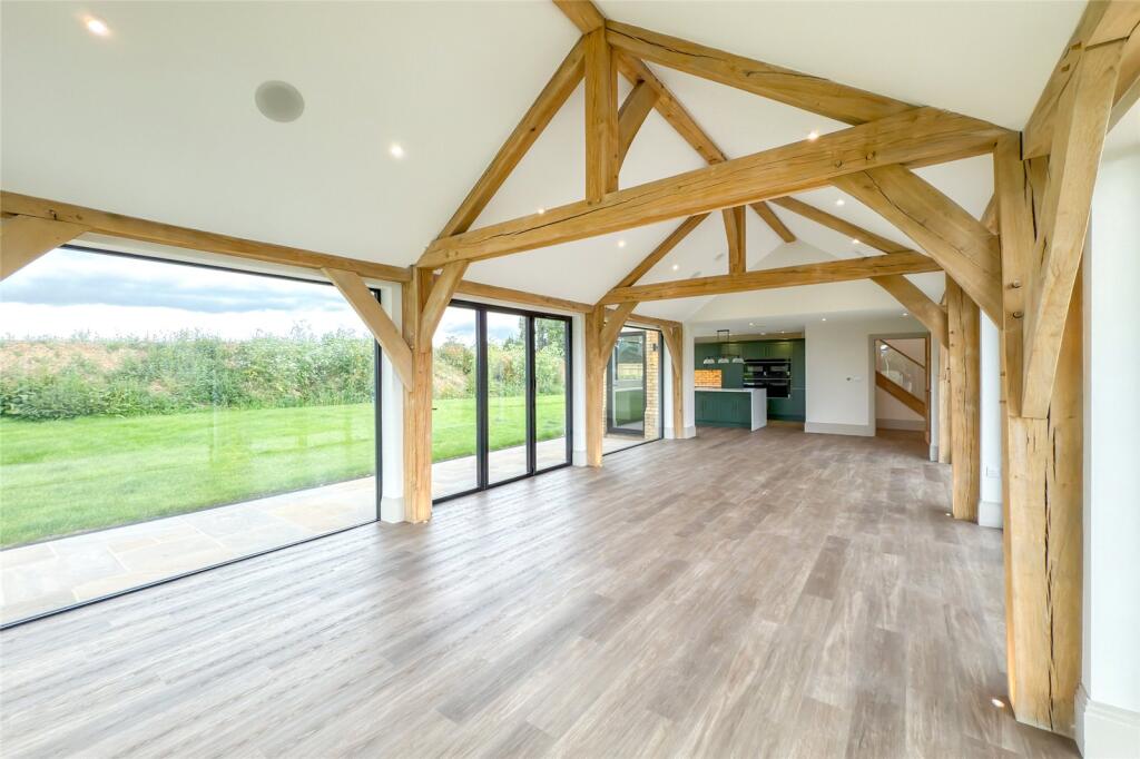 Additional image 32 of Oak Tree House, Kennel Lane, Kinsbourne Green, Harpenden, Hertfordshire, AL5