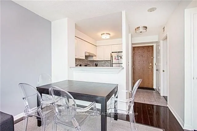 Additional image 9 of 11 Lee Centre Dr Unit 2305