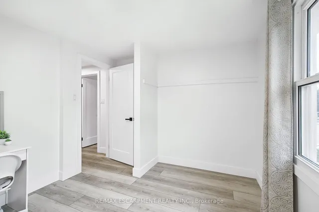 Additional image 28 of 27 Dalton Cres