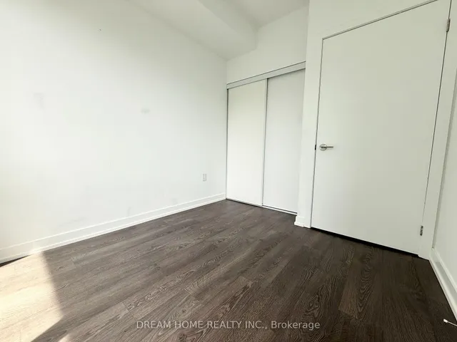 房产图片 11 - 7 Golden Lion Hts 单元 N1006