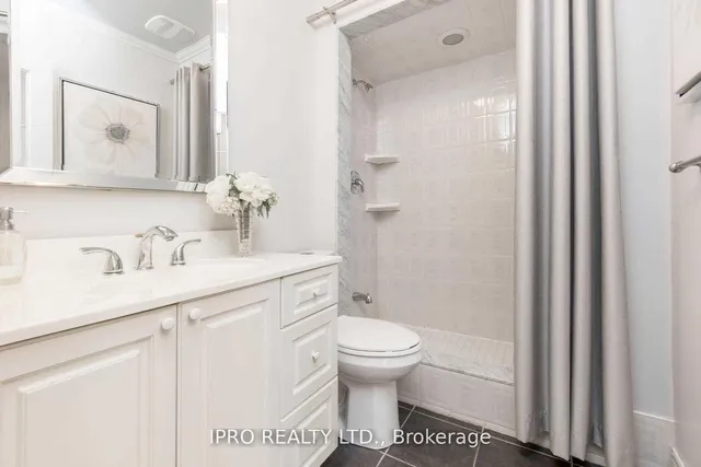 Additional image 8 of 18 Sunset Blvd