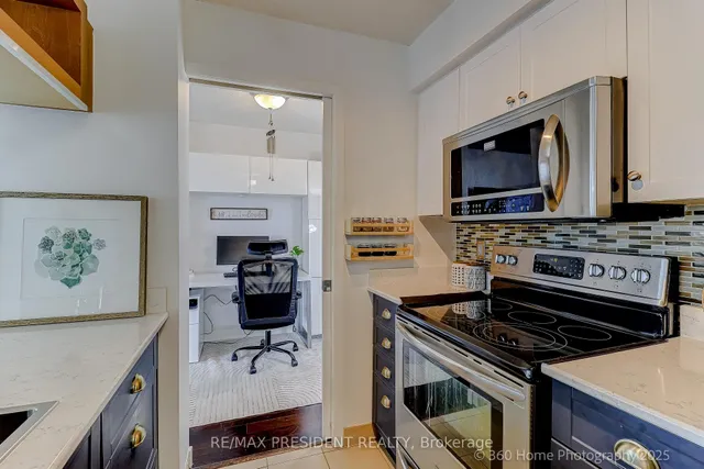 Additional image 12 of 81 Navy Wharf Crt Unit 3608