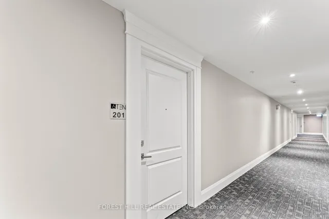Additional image 8 of 610 Farmstead Dr Unit 201