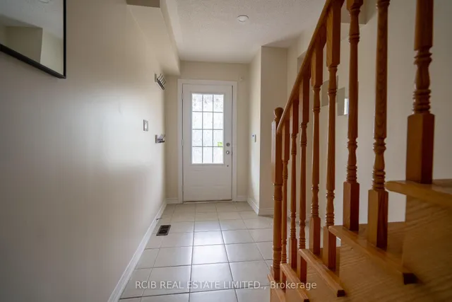 Additional image 3 of 33 Sprucewood Rd