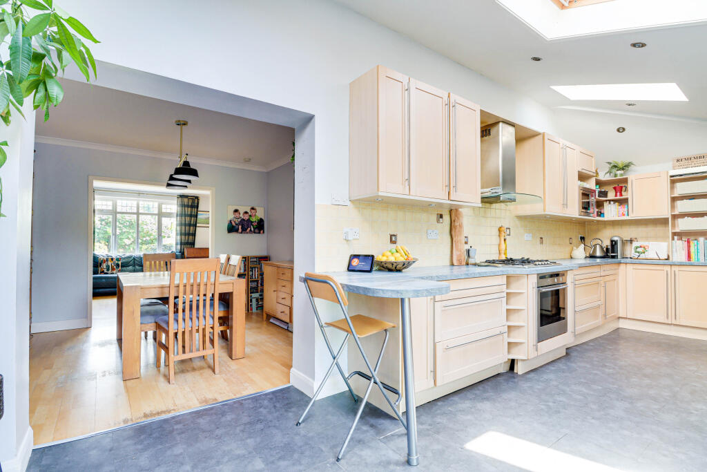 Additional image 12 of Watford Road, Chiswell Green, St Albans, AL2