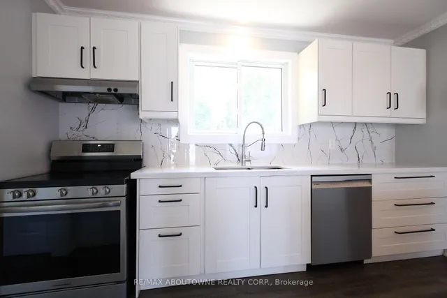 Additional image 13 of 626 Cape Ave