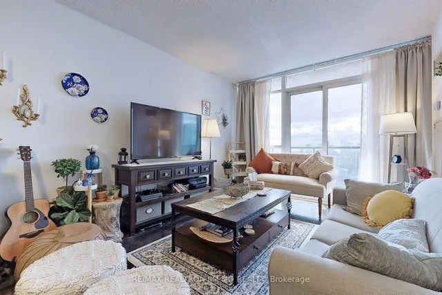 Additional image 4 of 21 Carlton St Unit 3809