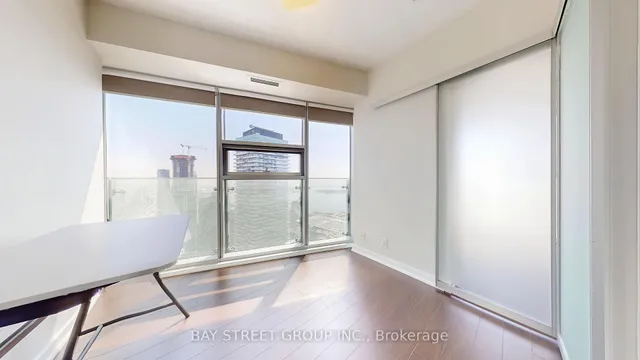 Additional image 23 of 14 York St Unit 5903