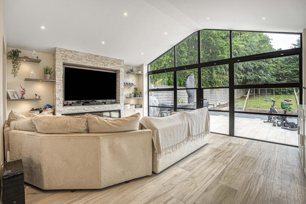 Additional image 7 of Watling Street, St Albans, AL1