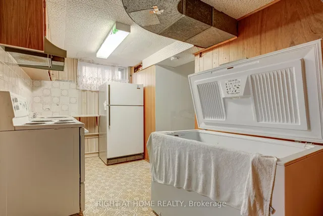 Additional image 5 of 124 Clairton Cres