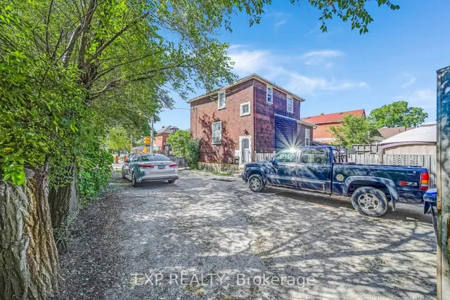 Additional image 4 of 195 Queen St