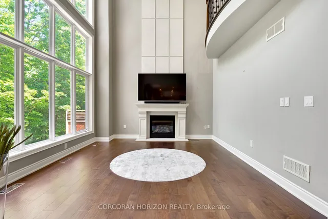 Additional image 18 of 258 Edgewater Cres Unit 8