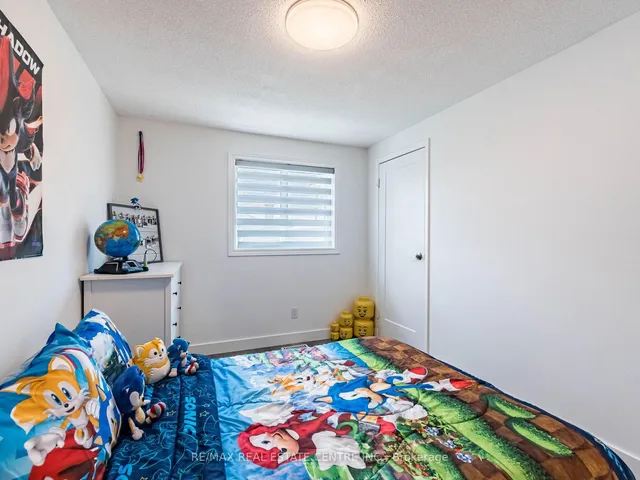 Additional image 33 of 52 Mozart Cres