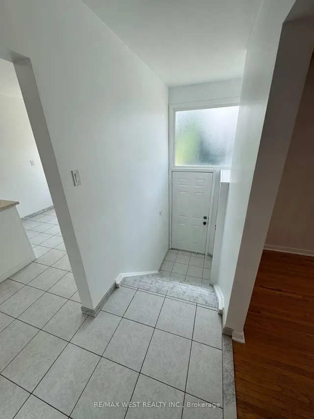 Additional image 7 of 100 Spenvalley Dr