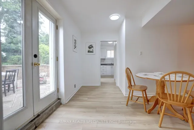 Additional image 24 of 19 Verona Pl