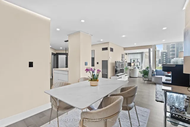 Additional image 21 of 1 Palace Pier Crt Unit 1208