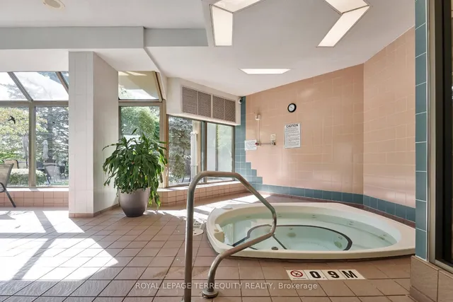 Additional image 44 of 10 Guildwood Pkwy Unit 629