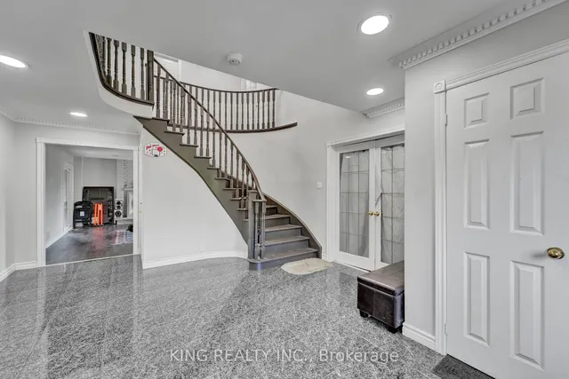 房产图片 6 - 24 Vogue Cres