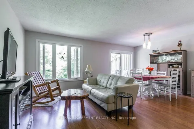 Additional image 10 of 109 Wilson St Unit 14