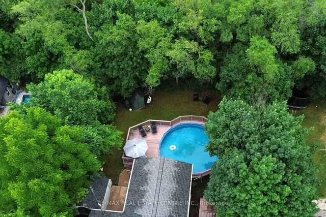 房产图片 32 - 405 Erindale Dr