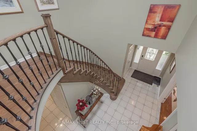 Additional image 23 of 12 Barr Cres