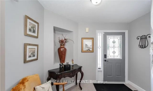 房产图片 12 - 26 Baccarat Cres