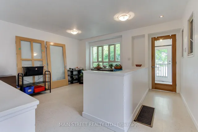 Additional image 8 of 282 Warden Ave