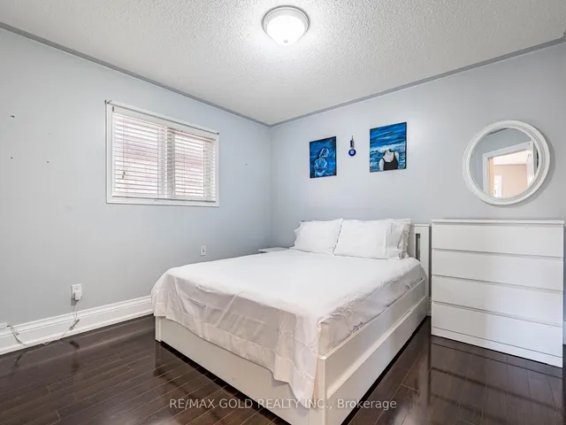 Additional image 24 of 22 Salonica Rd