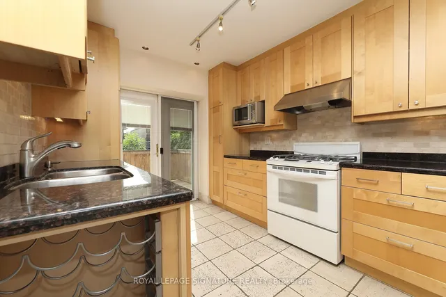 Additional image 14 of 769 Euclid Ave