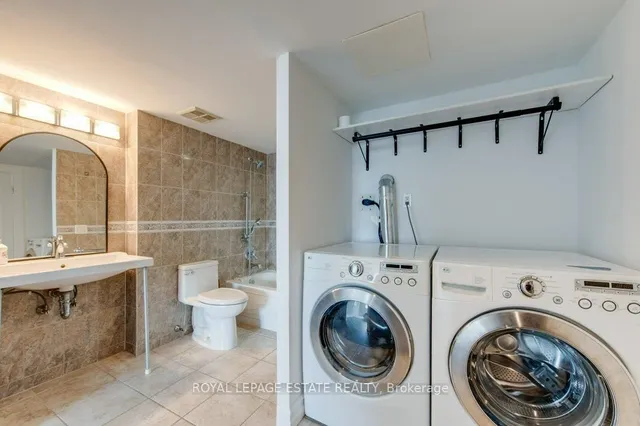 Additional image 27 of 160 Alton Towers Circ Unit 1012