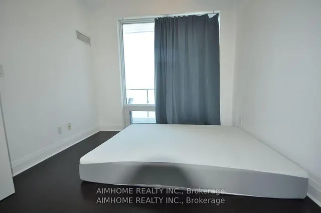 Additional image 6 of 1080 Bay St Unit 4503