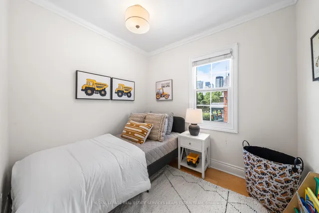 Additional image 15 of 284 Broadway Ave