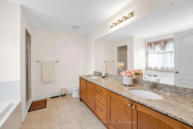 Additional image 29 of 18 Kawana Rd