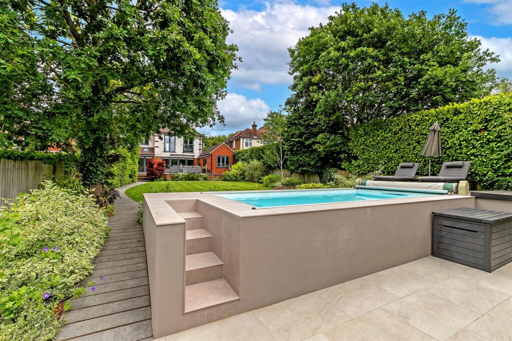 Additional image 37 of London Road, St. Albans