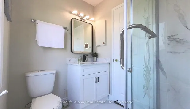 Additional image 5 of 3 Floribunda Cres