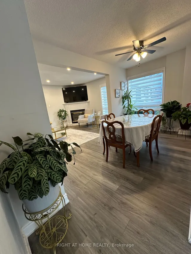 Additional image 15 of 14 Hero Sq