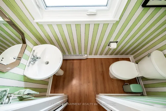 Additional image 20 of 1270 Gainsborough Dr Unit 4