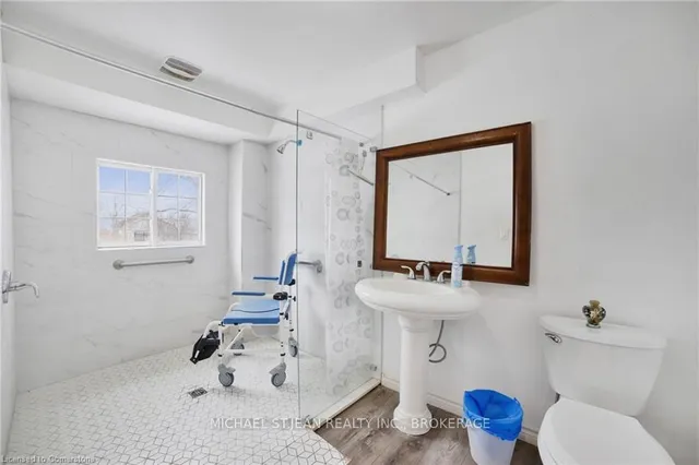 Additional image 32 of 965 Highland Rd