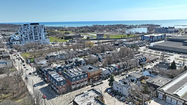 Additional image 25 of 45 Connaught Ave Unit 302