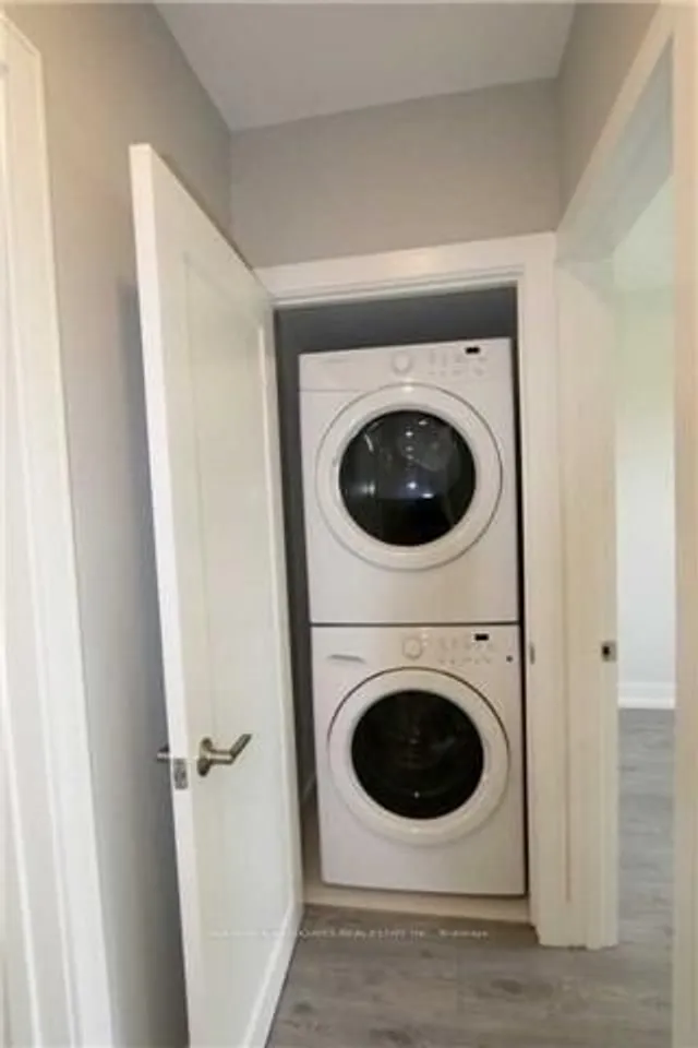 Additional image 15 of 17 Robson Pl