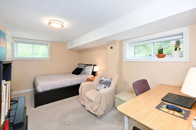 Additional image 28 of 140 Wellington St