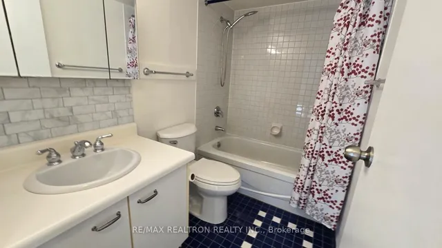 Additional image 31 of 70 Elmsthorpe Ave Unit 103