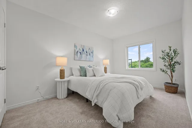 Additional image 30 of 6 Upper Mercer St Unit D16