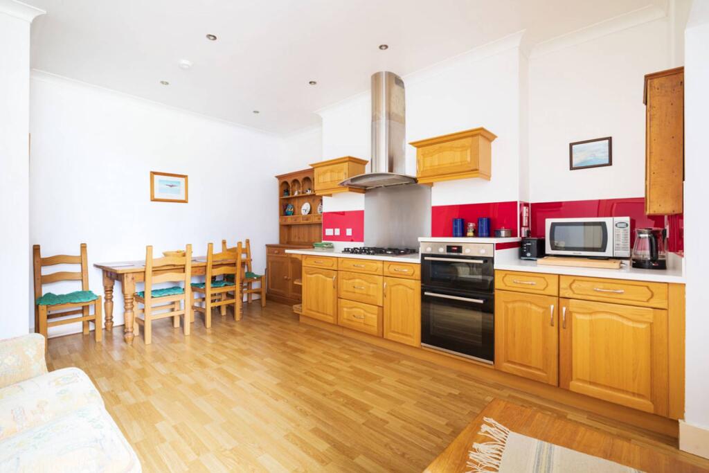 Additional image 4 of 72 Broomhill Road, Aberdeen, AB10 6HU