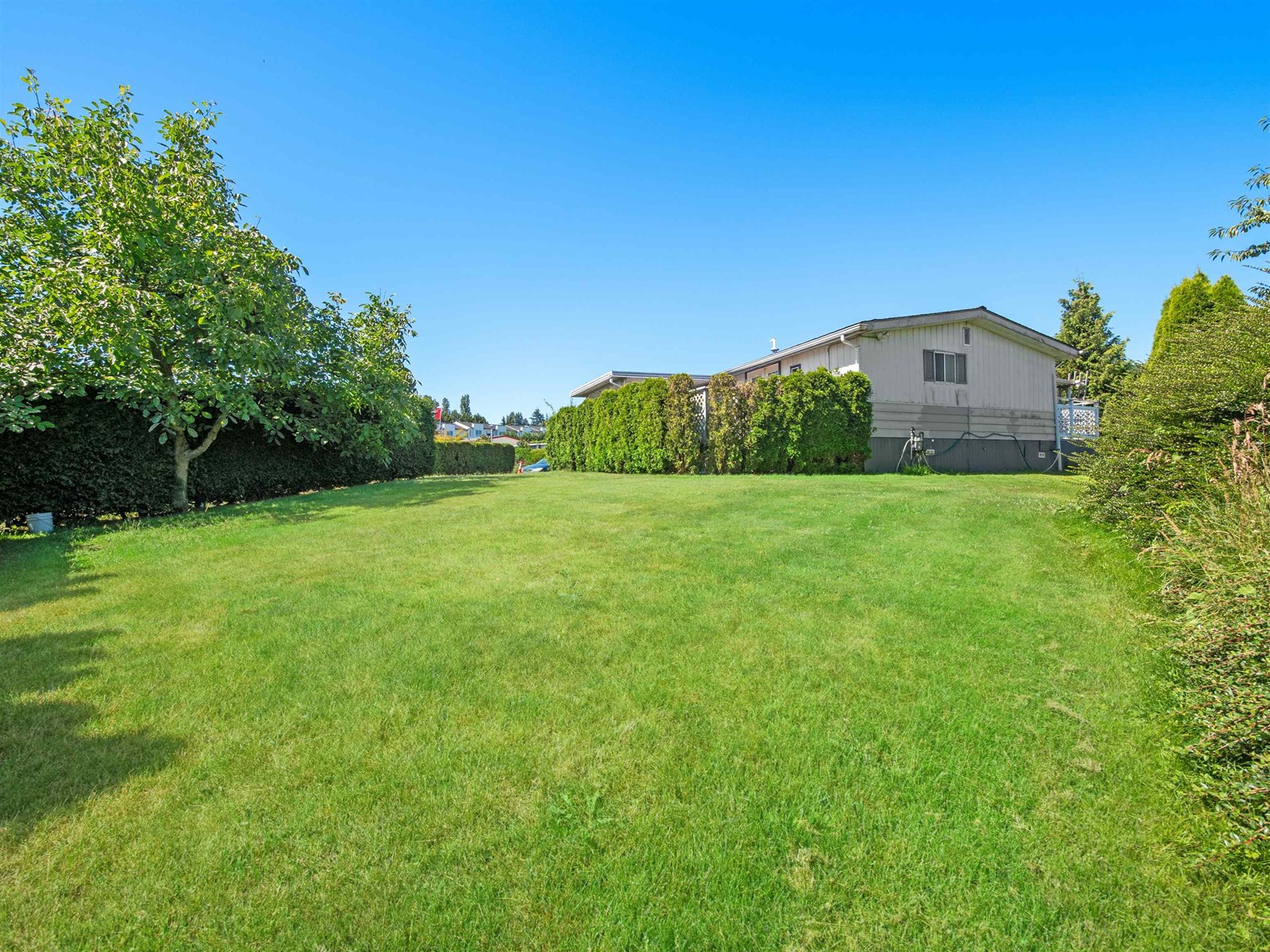 39 8254 134 STREET|Surrey, British Columbia V3W6M2