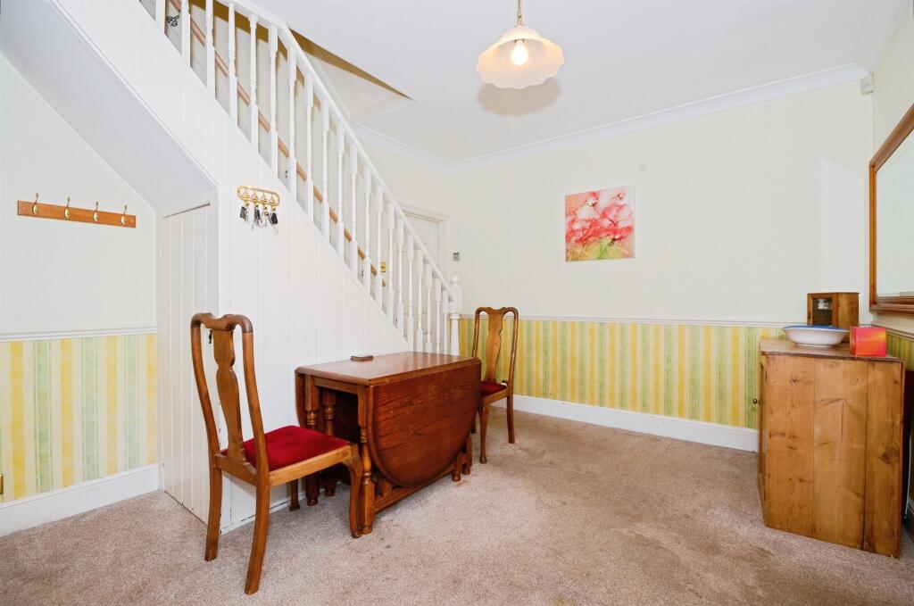 Additional image 3 of Queens Road, Harpenden