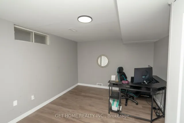 Additional image 37 of 111 AUBREY Ave