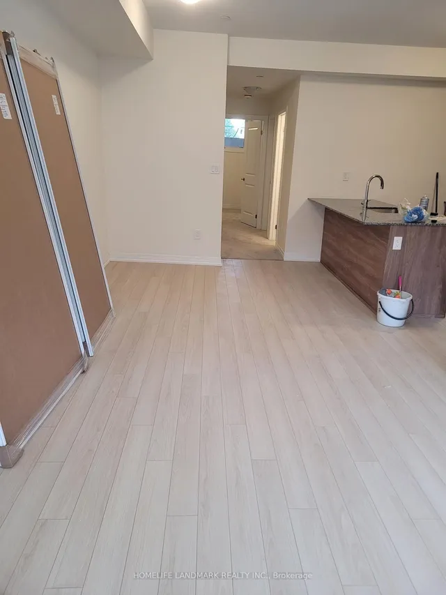 Additional image 5 of 155 Tapscott Rd Unit 5