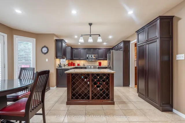 Additional image 20 of 308 KITTY MURRAY Lane